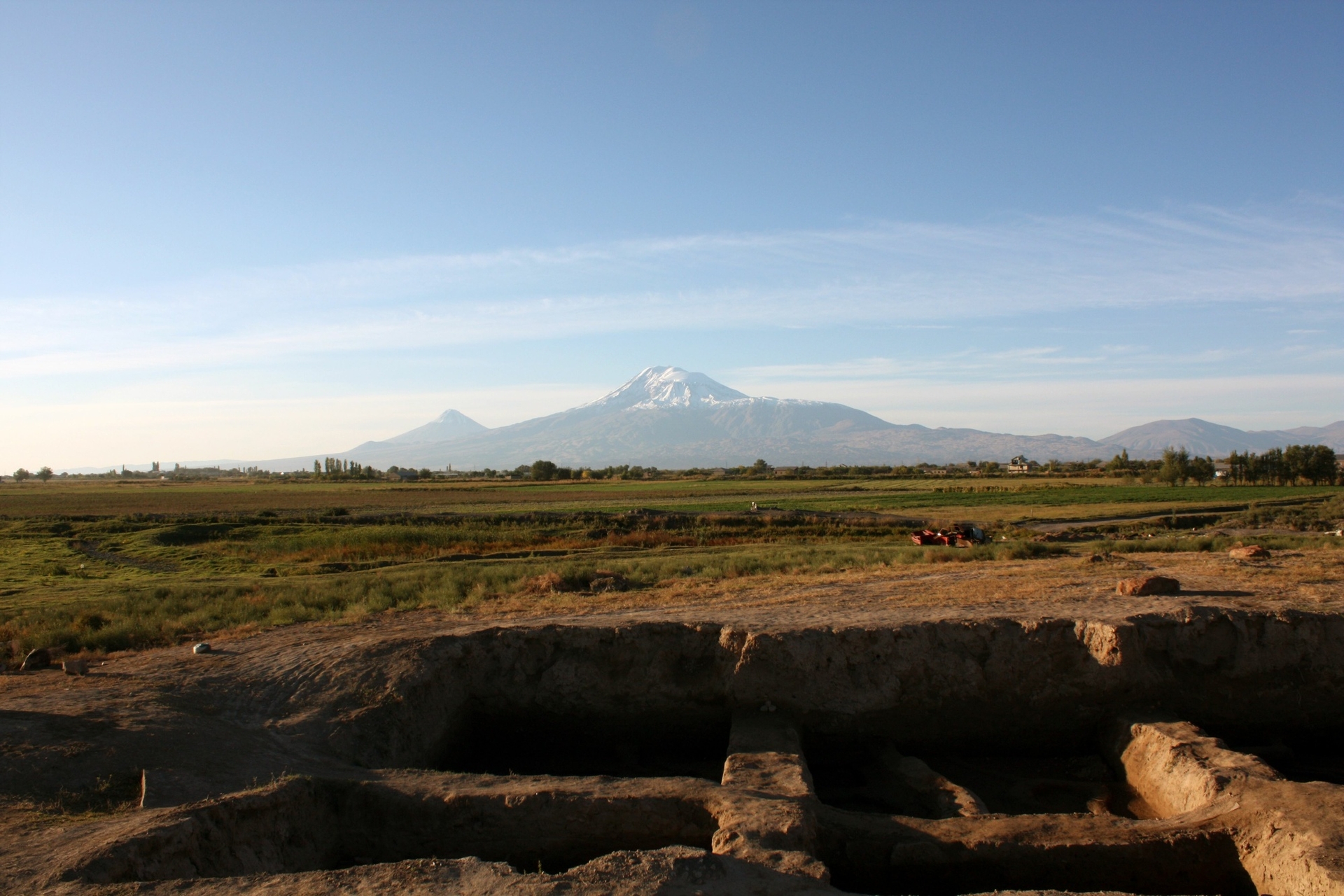 Vue sur l’Ararat depuis le site d’Aknashen. © Mission Archéologie Caucase