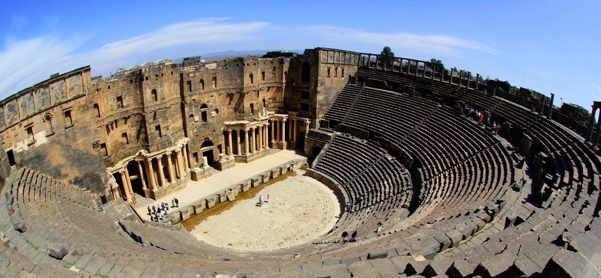 Vue panoramique du théâtre romain de Bosra en Syrie