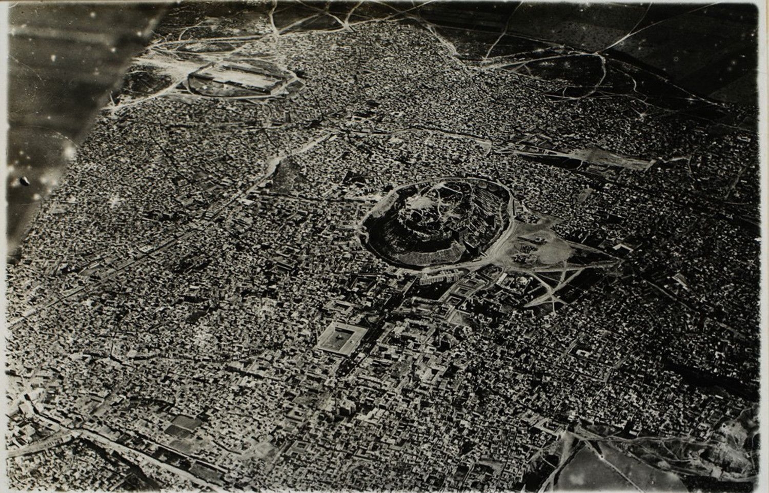 Vue aérienne d'Alep, © The Fouad Debbas Collection, Sursock Museum