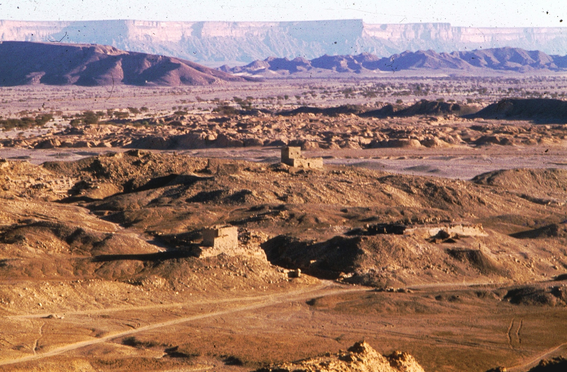 Vue générale de la ville antique de Shabwa, capitale du Hadramawt, Yémen. © Mission archéologique de Shabwa. Cl. Jean-François Breton