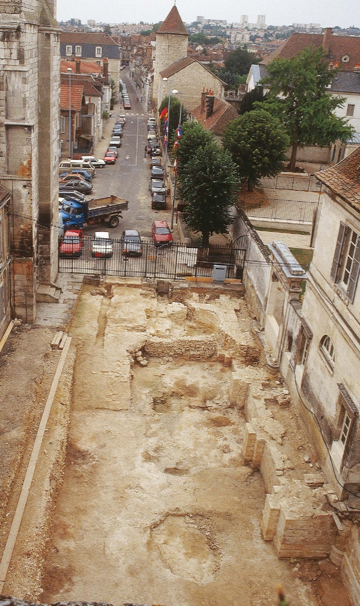 Abbaye Saint-Germain, fouilles de l’avant-nef, 1990