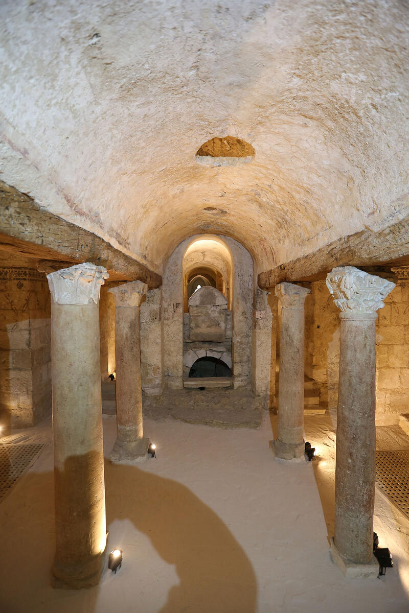 Confession et tombeau de saint Germain