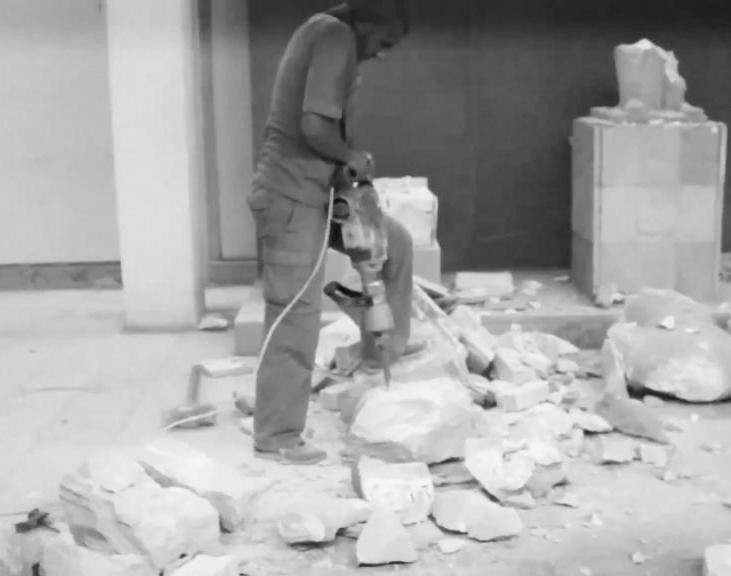 تدمير داعش للمتحف الحضاري في الموصل، ٢٠١٥