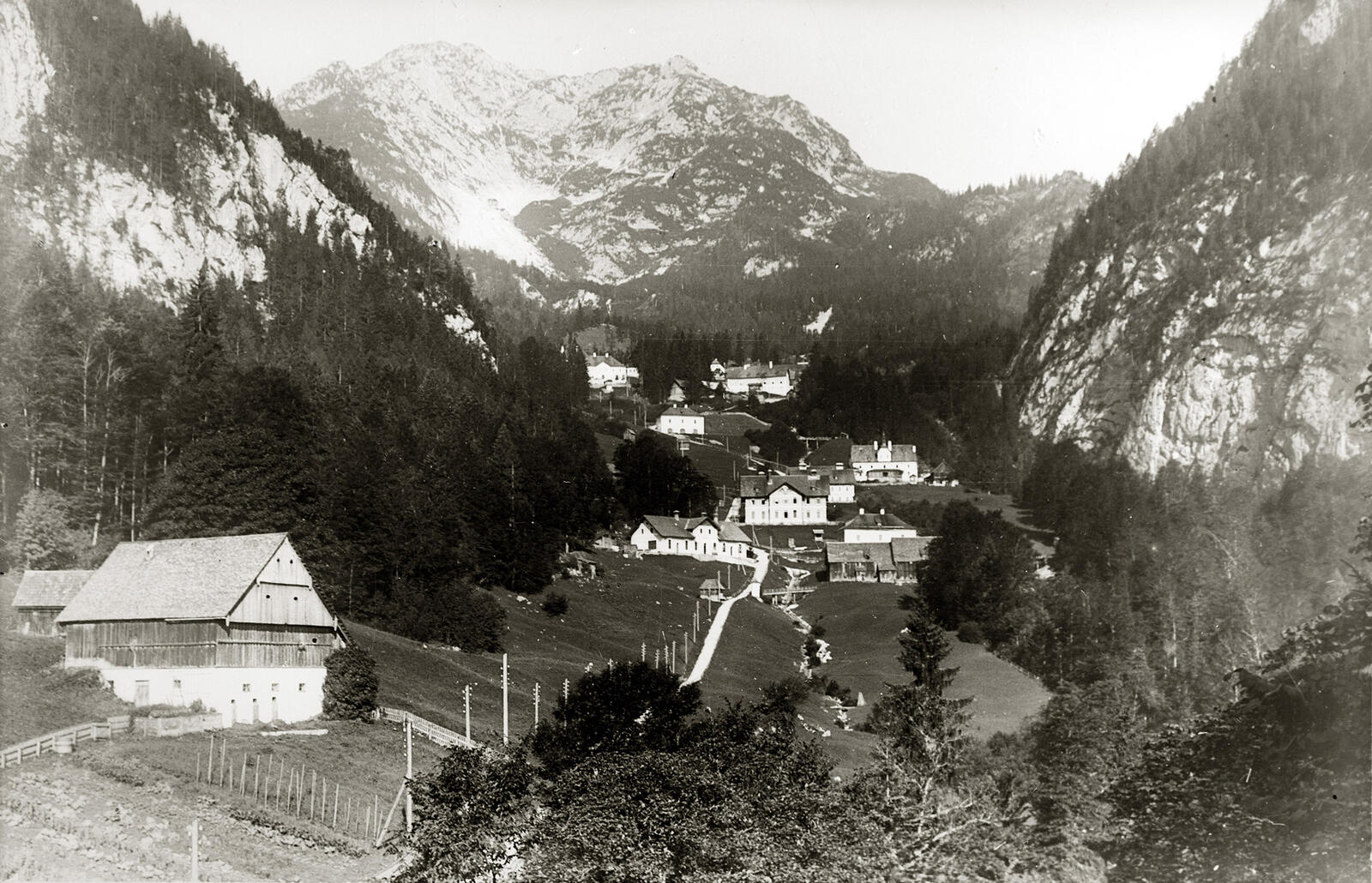 Le site de Hallstatt (Autriche) vers 1870