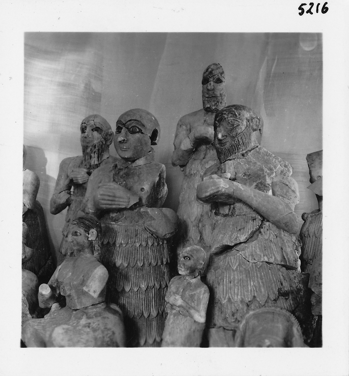 Statuettes du temple de « Ninizaza »