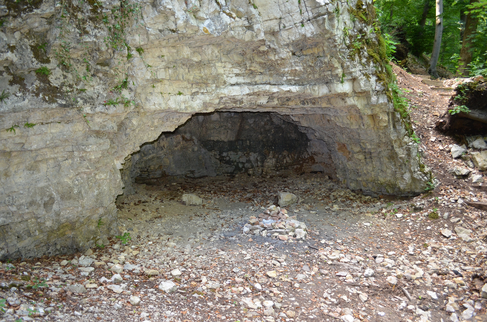 La grotte de Rislisberg