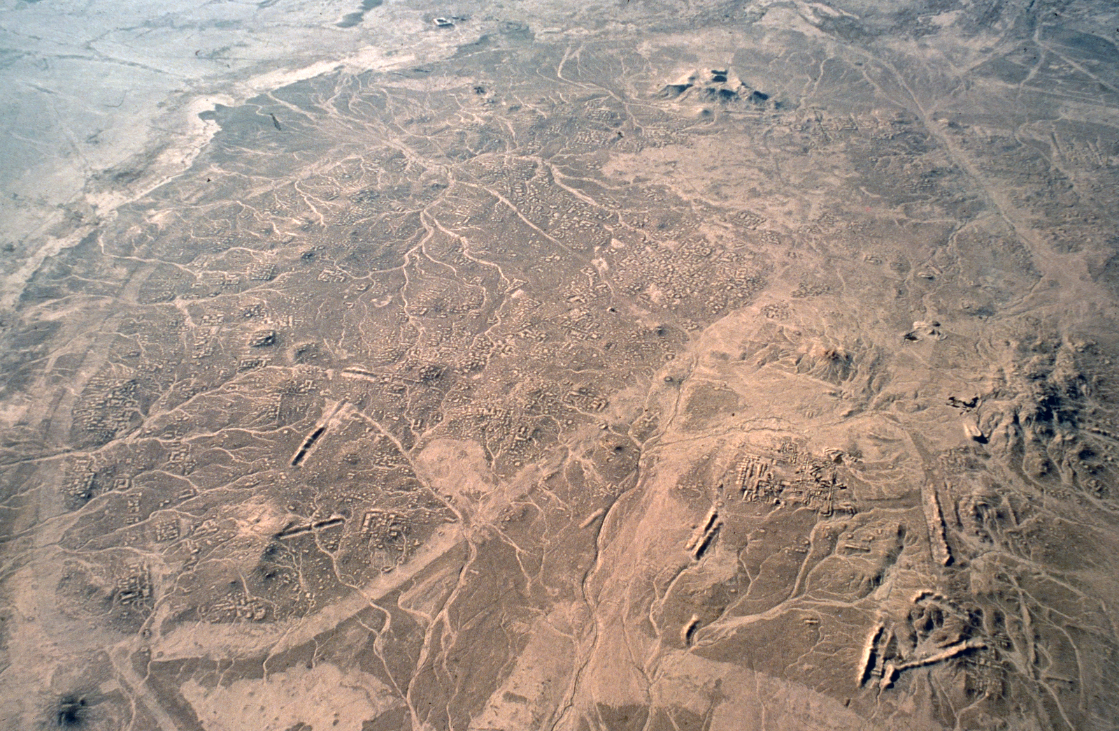 La partie orientale de Larsa. © Mission Archéologique française de Larsa, ARCH. MAE, JLH277_15_26 ; cliché de Georg 