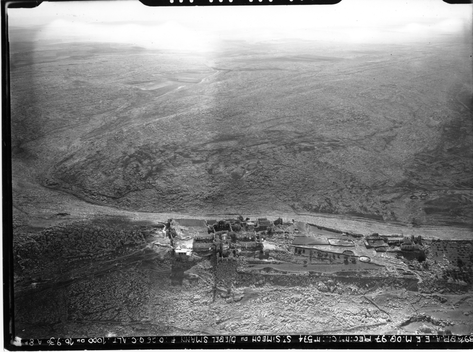 Vue aérienne du site depuis l'Ouest