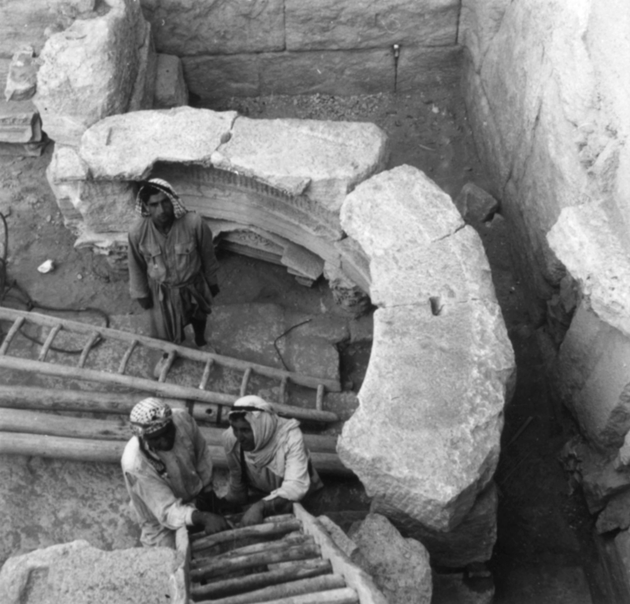 Travaux d'anastylose, Palmyre