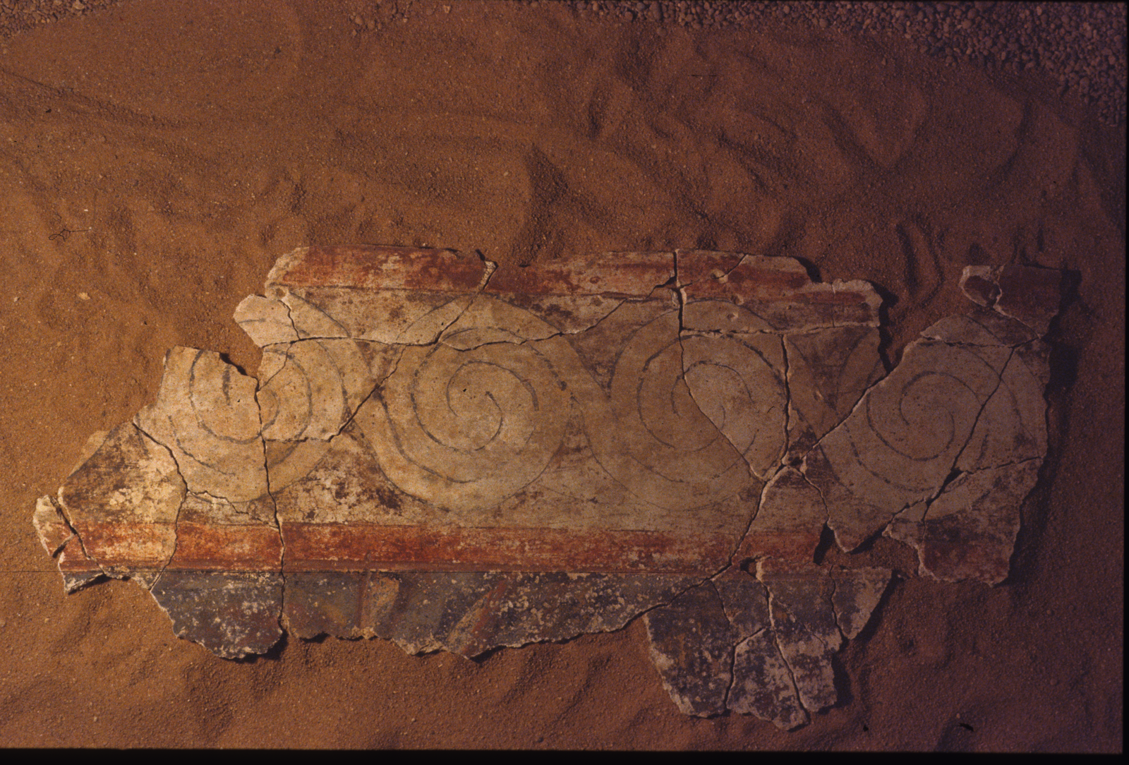 Podium de la salle 64, fragment de la peinture