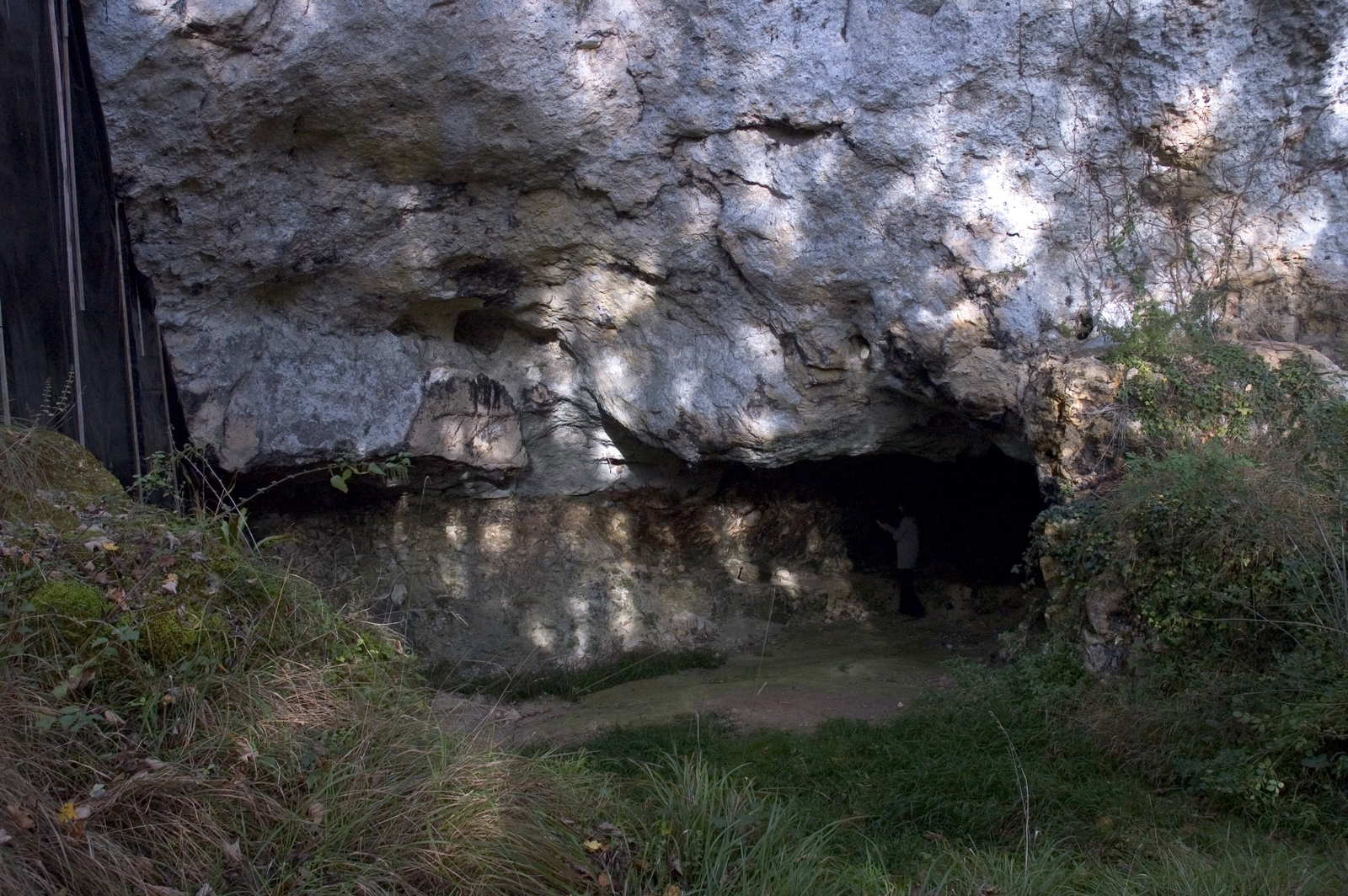 La cave Taillebourg du Roc-aux-Sorciers