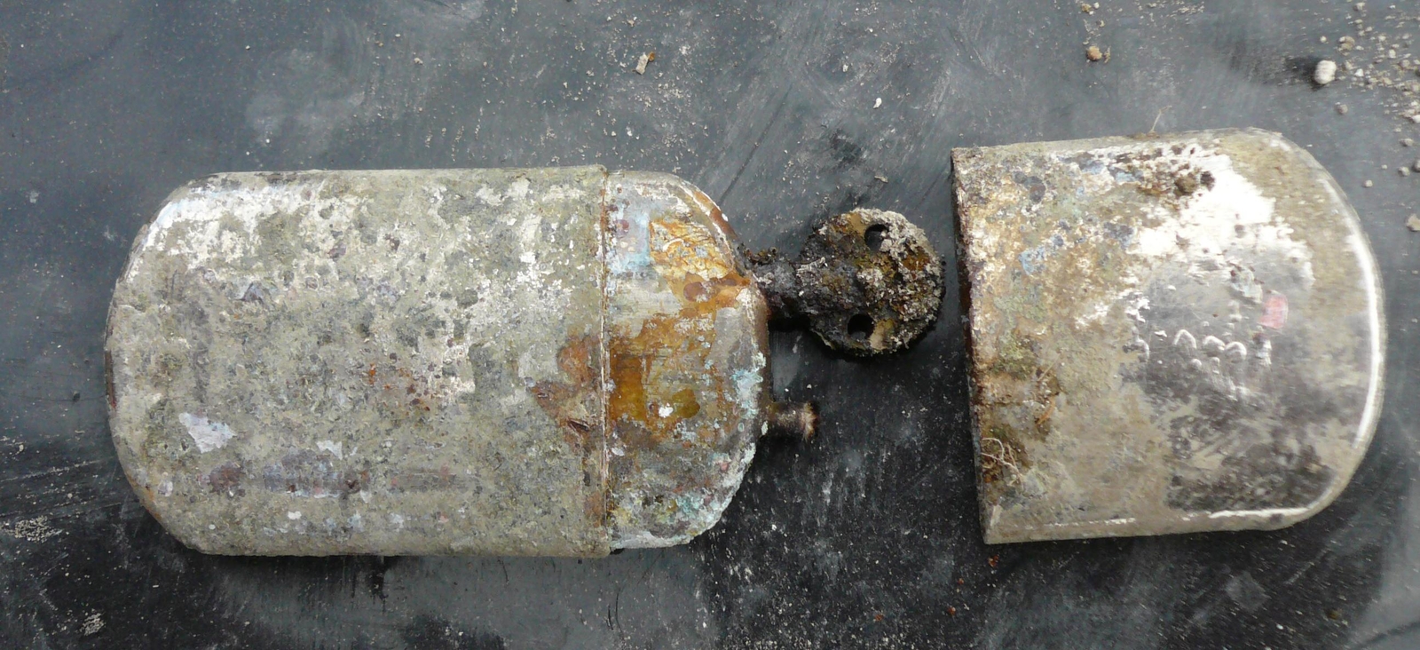 Briquet retrouvé sur le corps d'un soldats allemands découvert à Bétheny (Marne) - Inrap