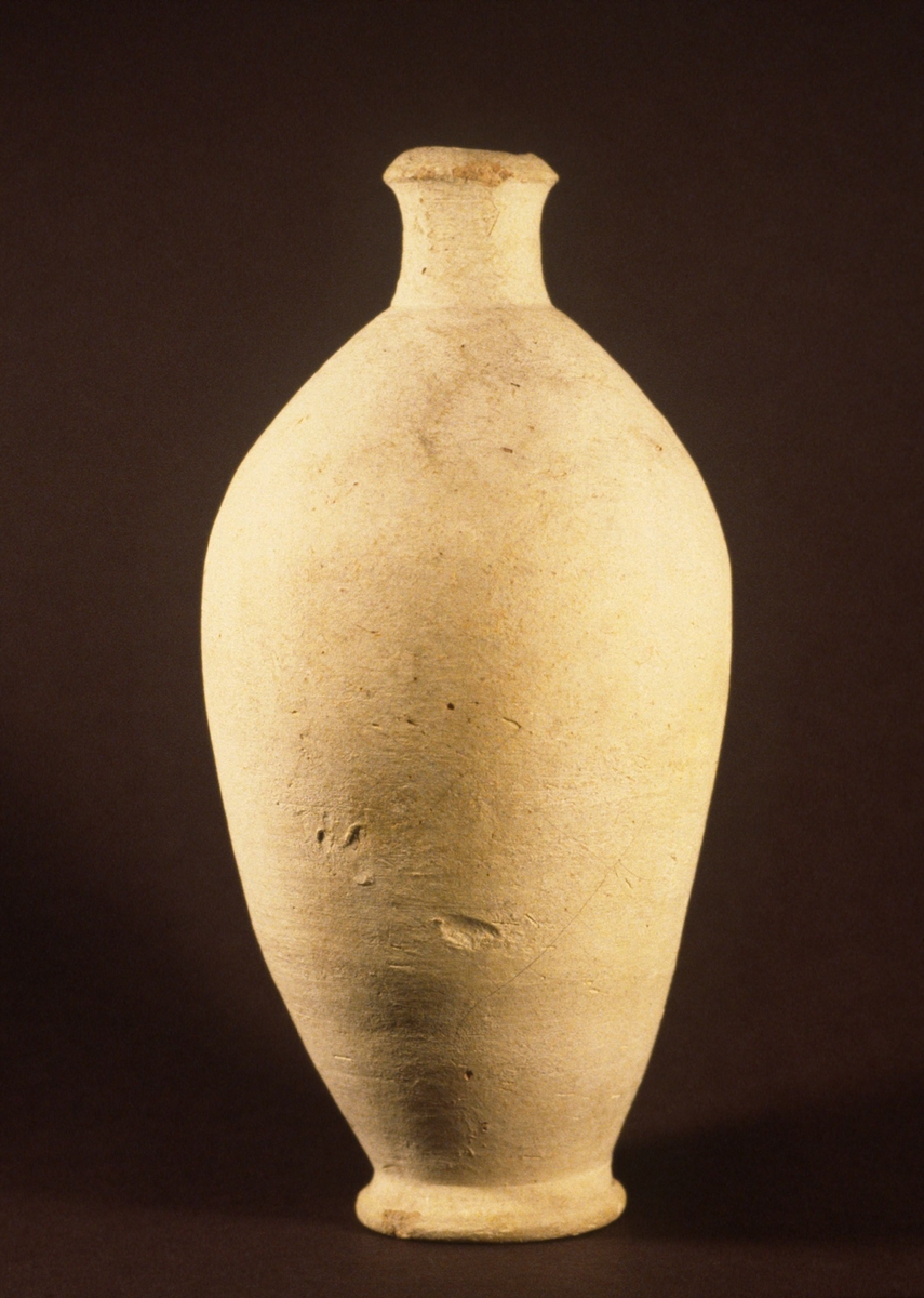 Vase en céramique argileuse à glaçure