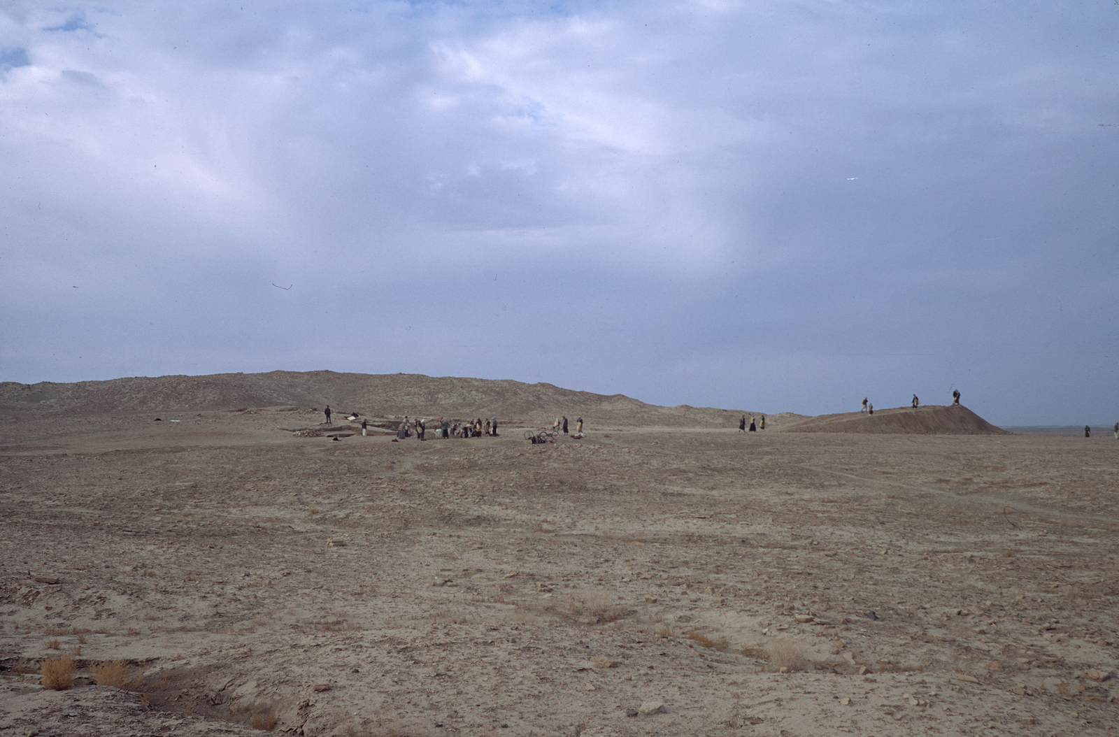 La fouille de l’E.babbar en 1970. © Mission Archéologique française de Larsa-‘Oueili, ARCH. MAE, JLH271_03_21