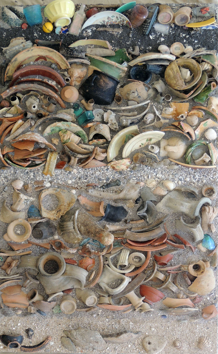 Photographie d'une reconstitution d'un dépotoir portuaire