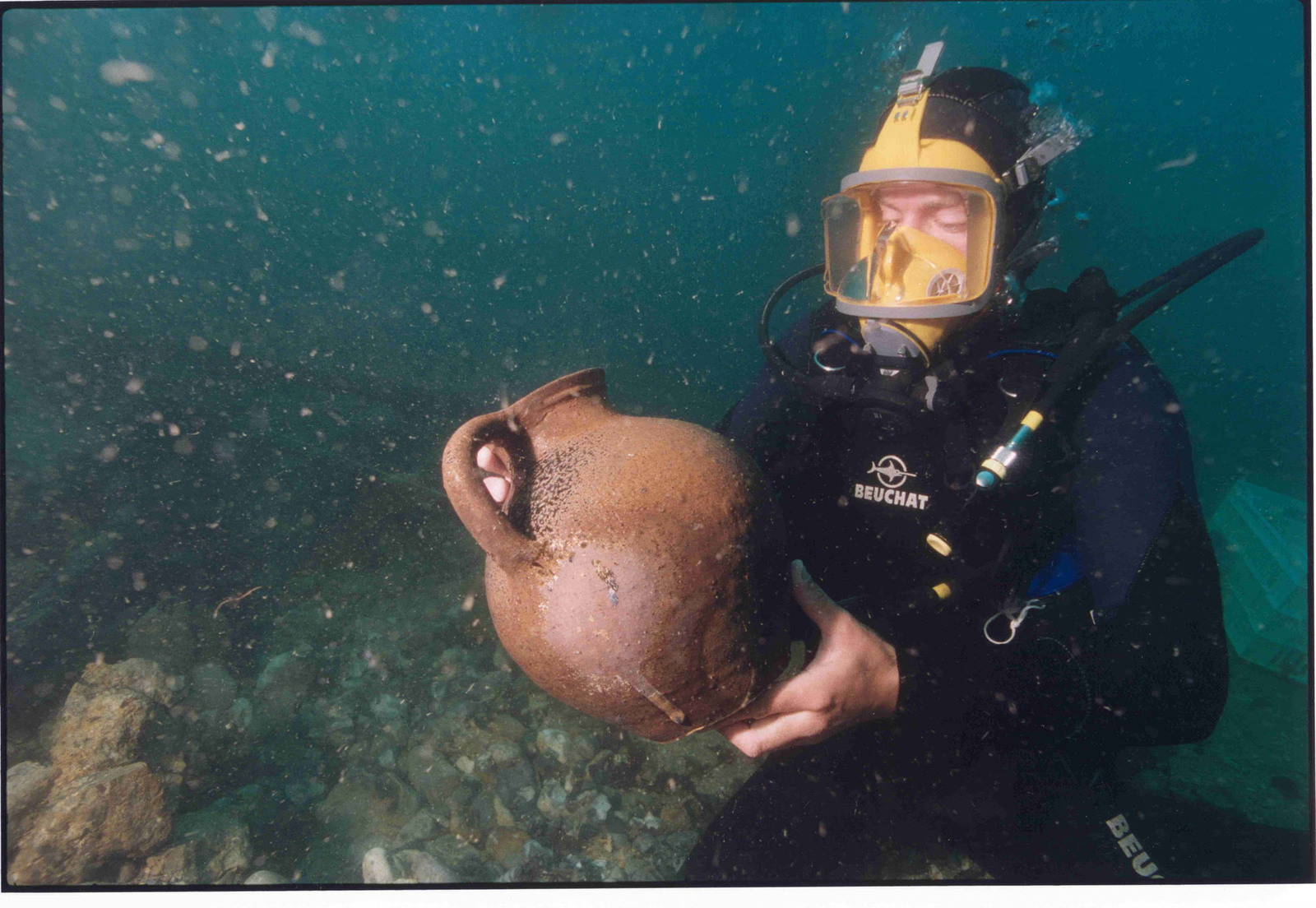 Photographie sous-marine d'une cruche à bec