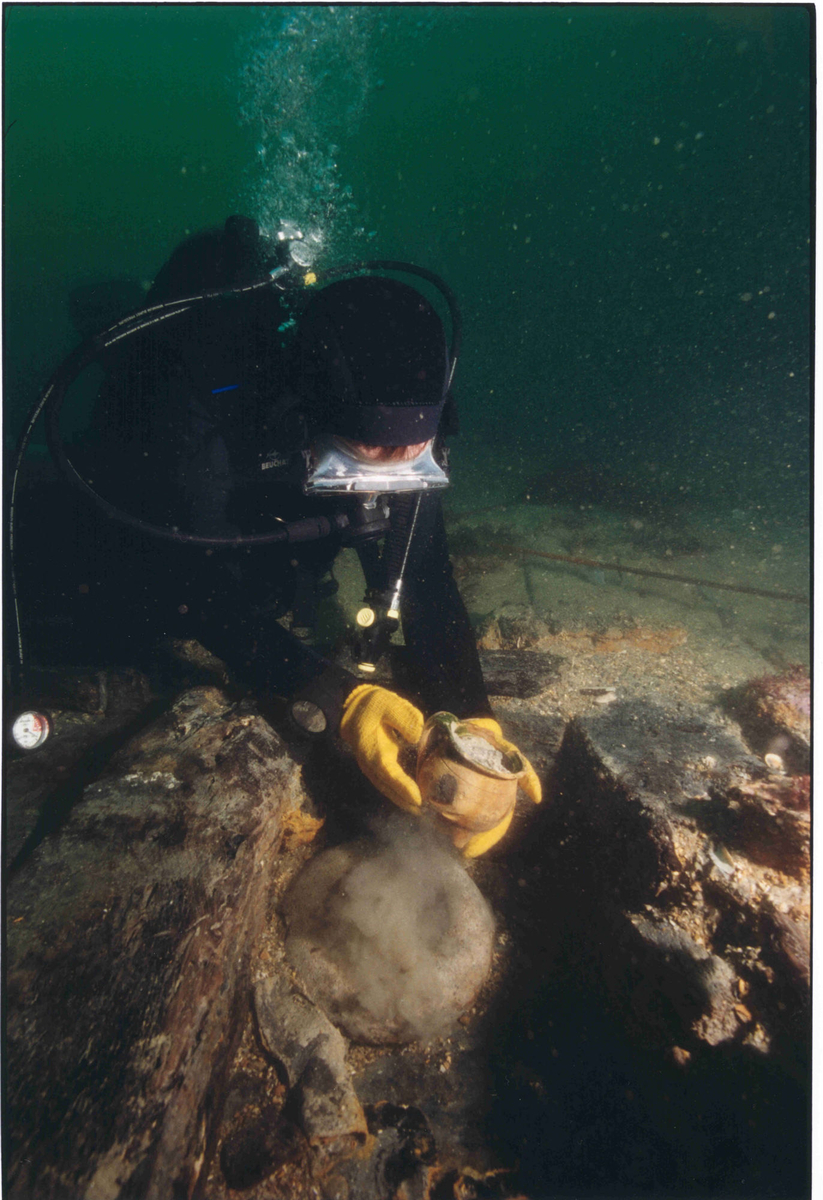 Photographie sou-marine d'un bassin de commodité