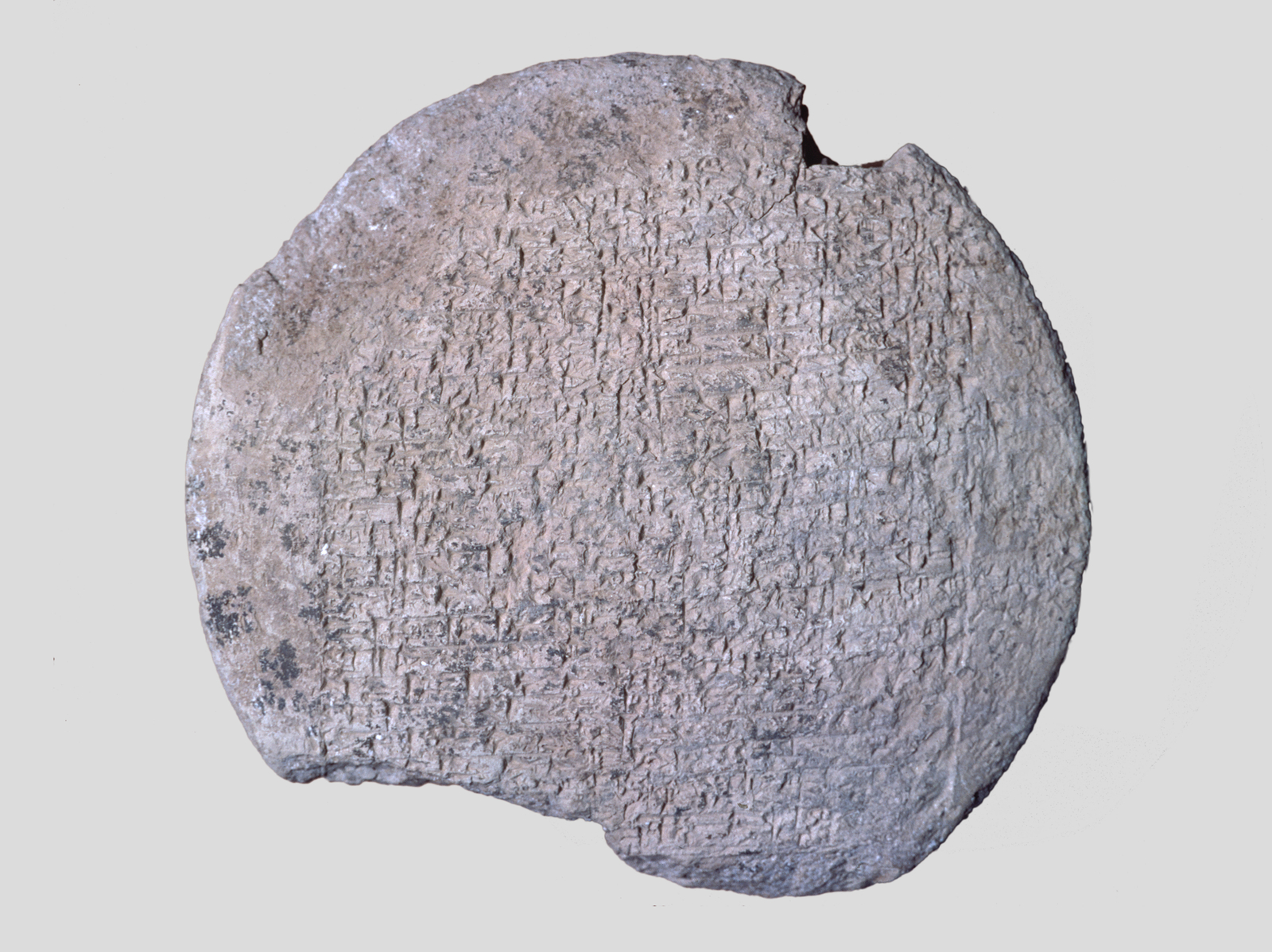 Le clou de Simat-Inanna. © Mission Archéologique française de Larsa-‘Oueili, ARCH. MAE, JLH276_08_17