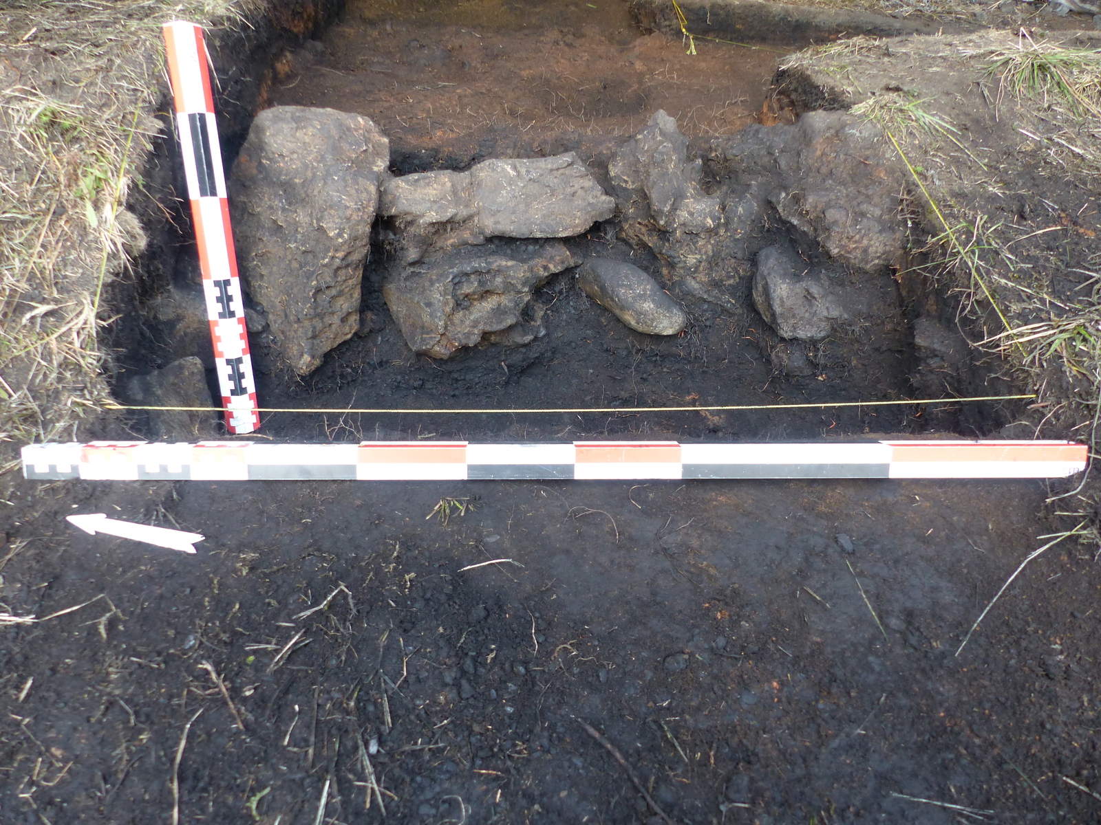 Low wall (Saint-Joseph, Caverne de Cotte, 2017)