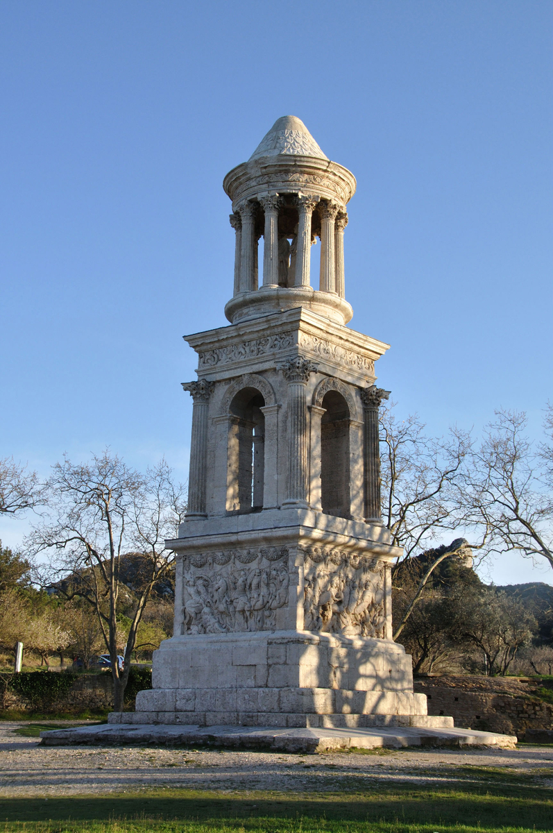 Mausolée de Glanum  