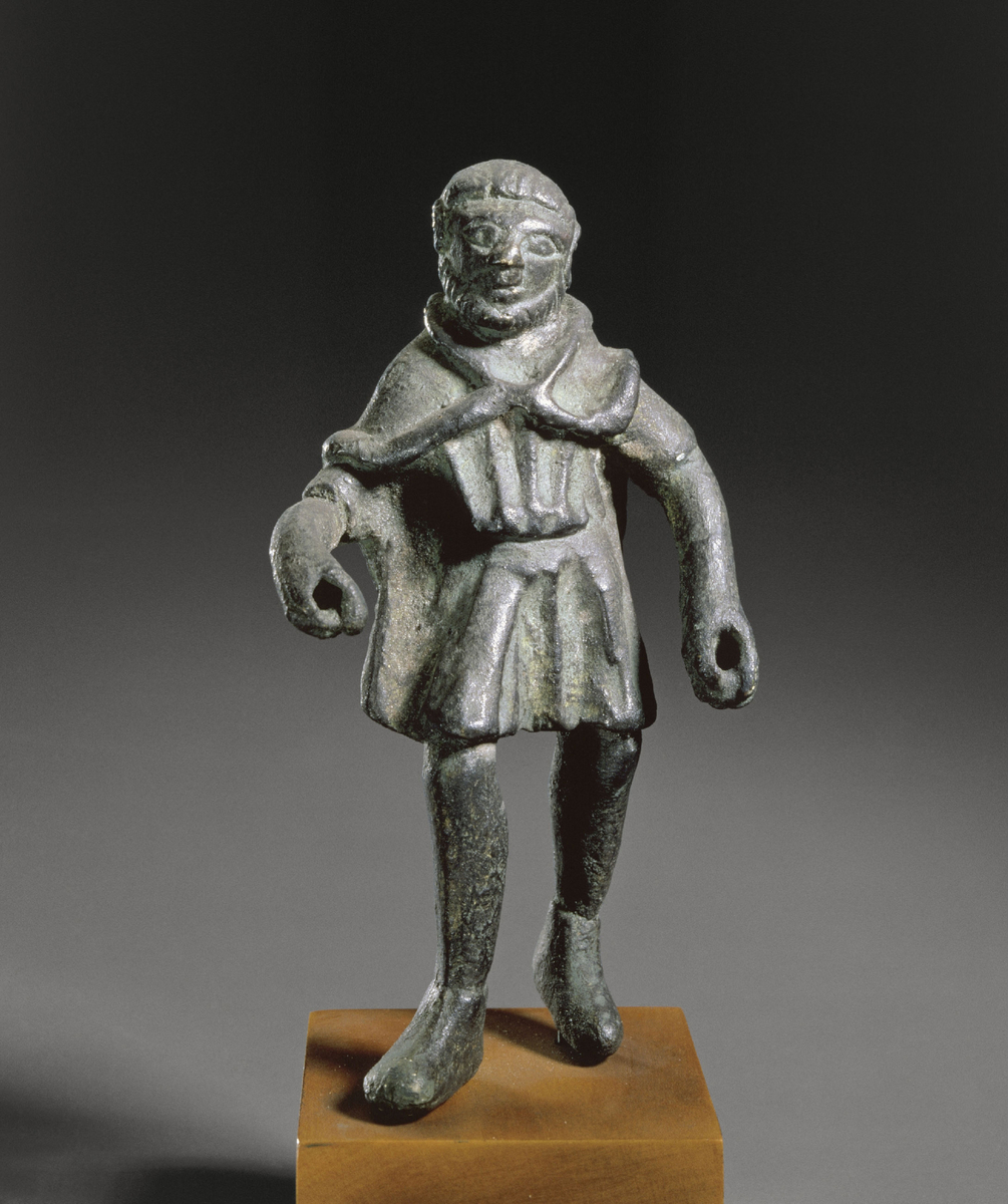 Statuette de "Paysan gaulois", moulage de l'original en bronze, Vaucluse ou Villeron (Val d'Oise) époque gallo-romaine (50 avant notre ère - 100 après notre ère).  