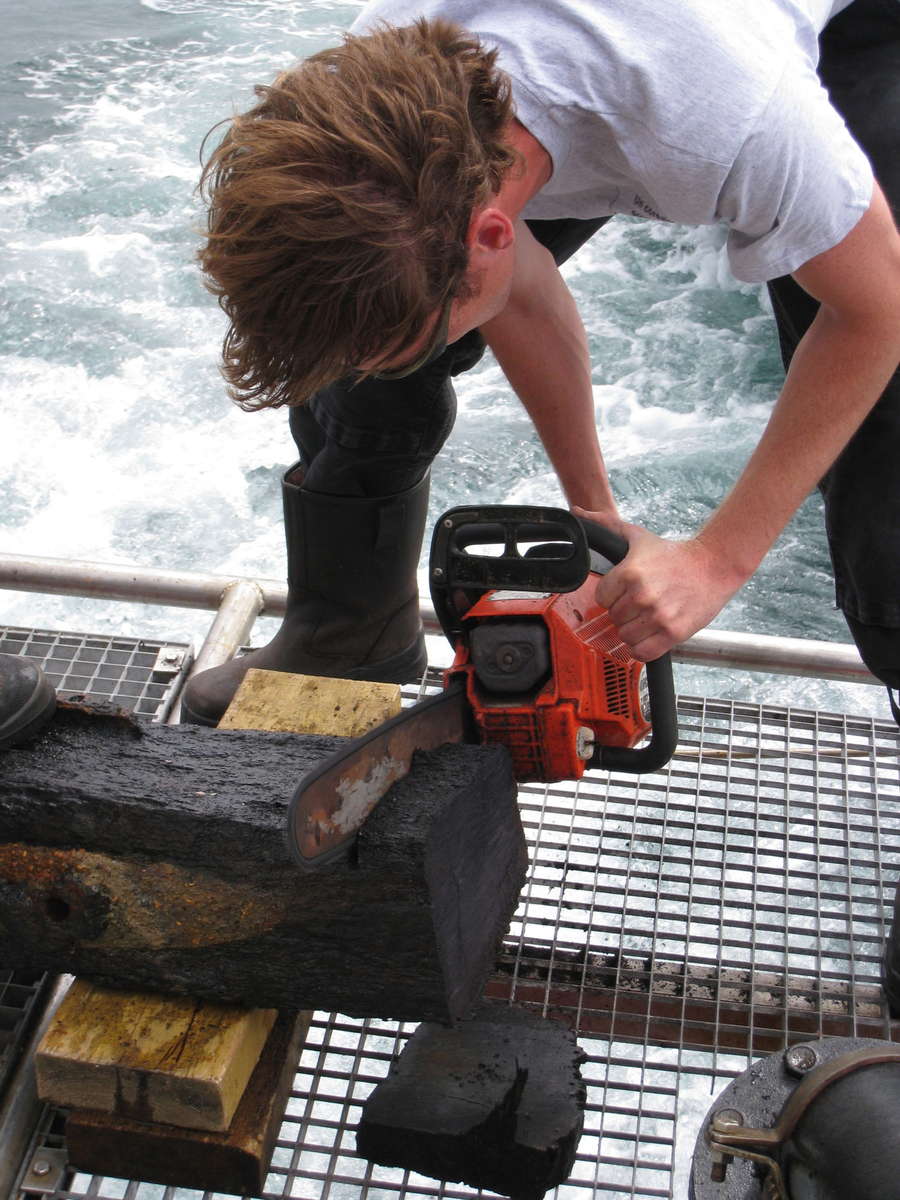 Photographie de la découpe d'une membrure