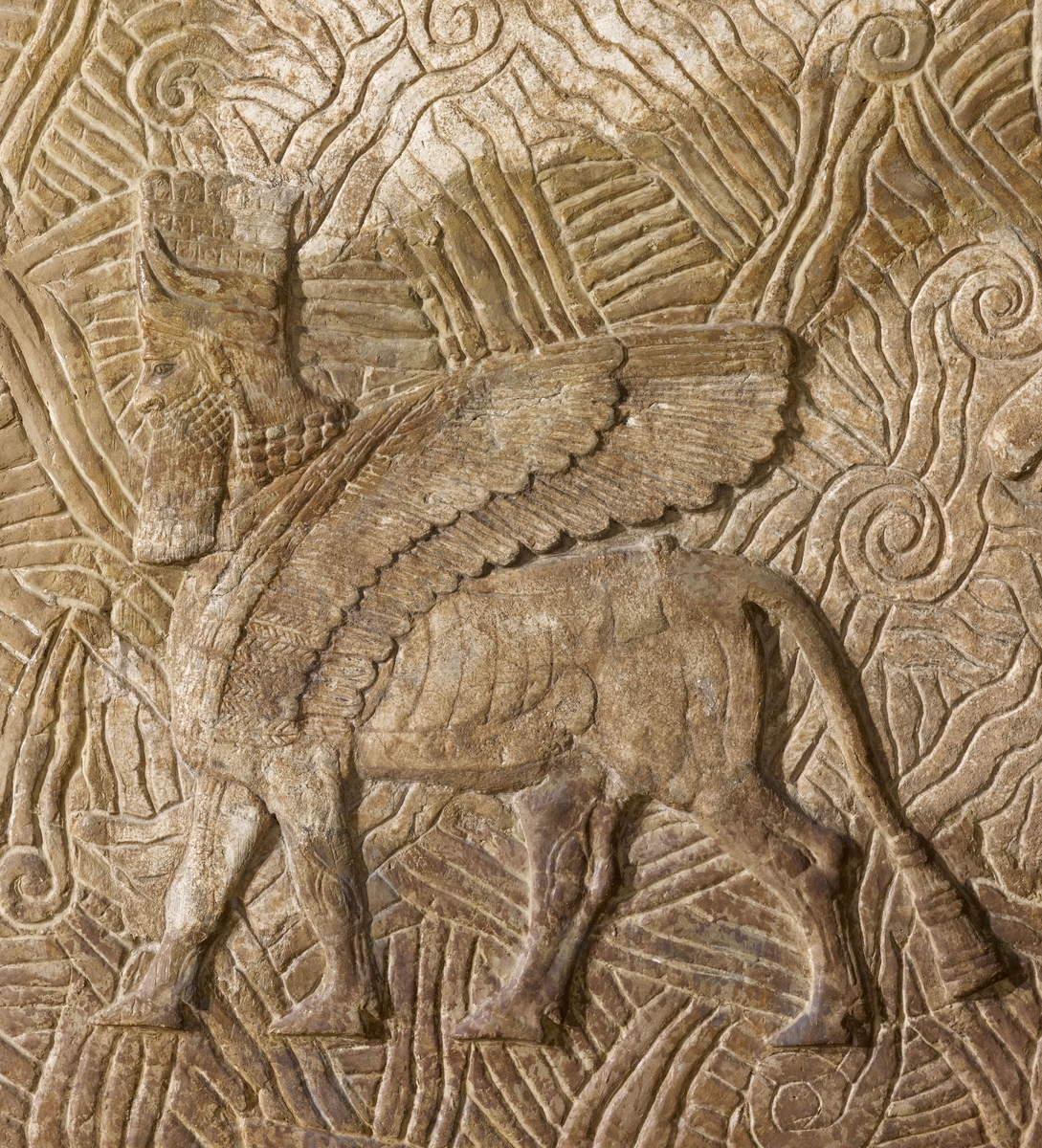 Relief du Transport du bois (détail) : taureau androcéphale ailé