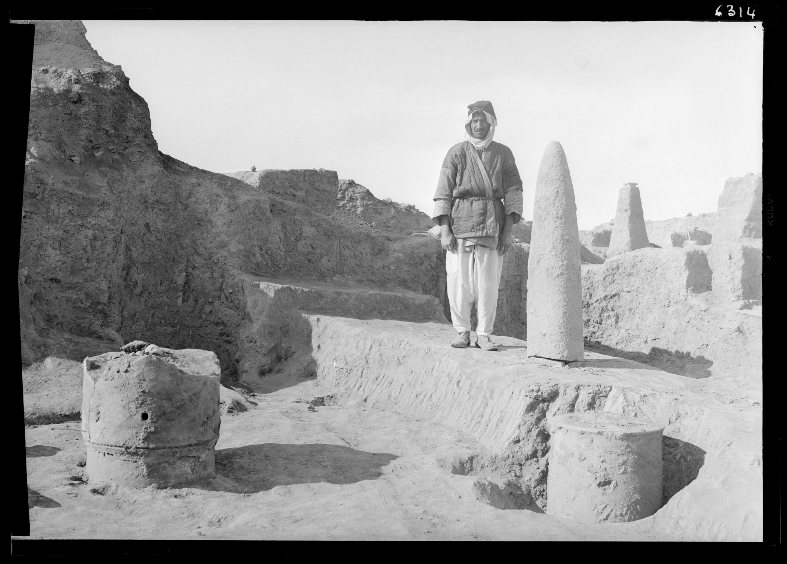 La cour 12 au bŽtyle, temple de Ninnizaza