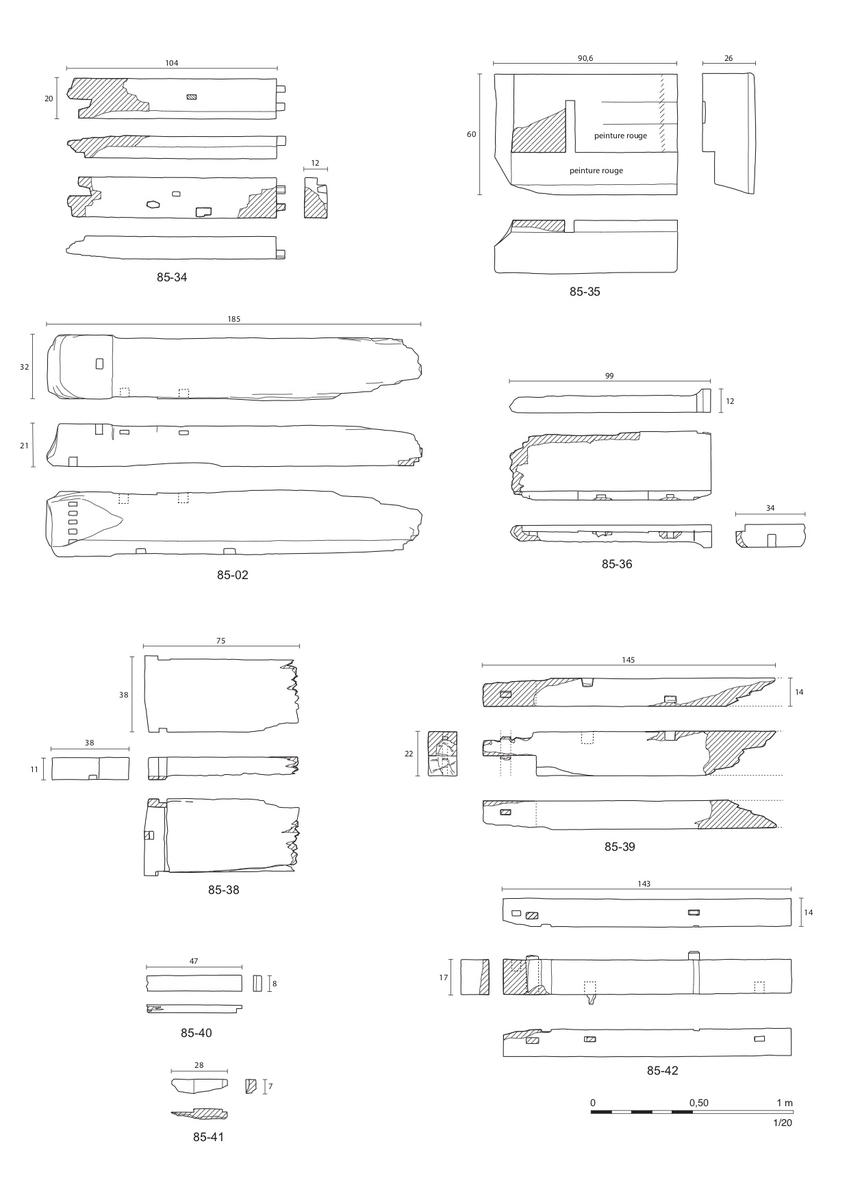Exemples de poutres du premier incendie en 225-230