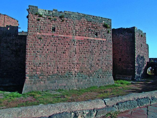 Tour 8 de la citadelle. Bosra.