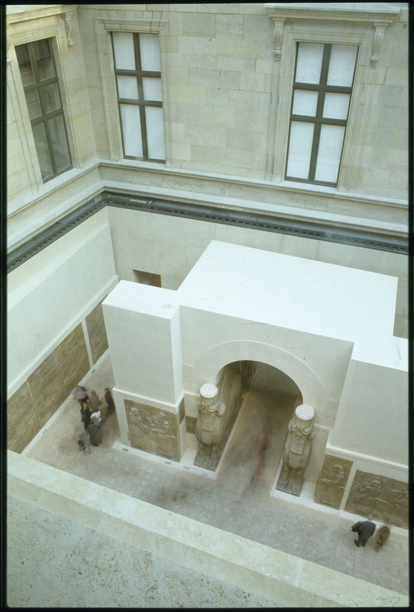 Vue de la cour Khorsabad au musée du Louvre