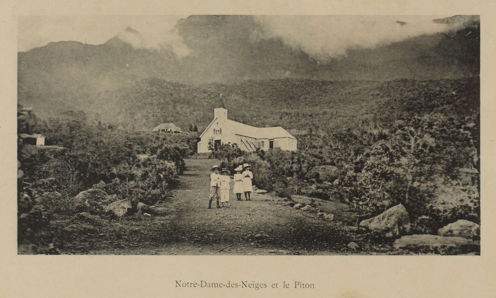 Notre-Dame-des-Neiges and the Piton