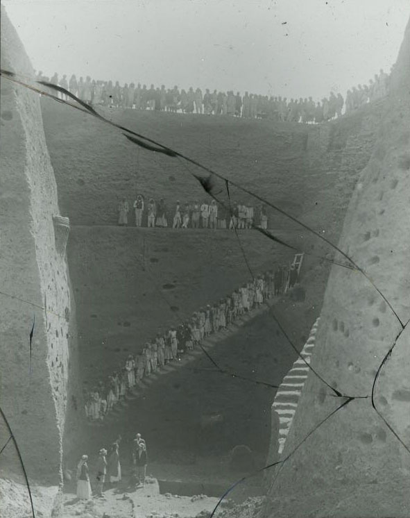 Fouille des tombes royales d'Ur