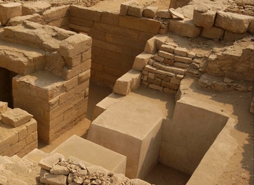 Le mastaba d'Akhethétep à Saqqara (Égypte). © Christian Décamps. Mission du Louvre à Saqqara